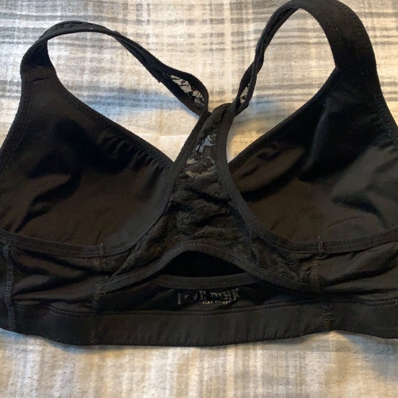 Black Sports bra - Picture 2 of 3